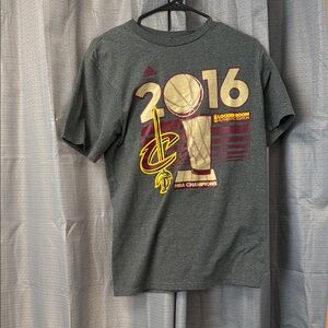 Gray 2016 NBA Champions CLEVELAND CAVALIERS Graphic T-Shirt